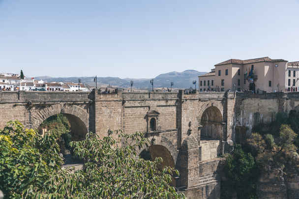 vue panoramique sur le pont Puente Nuevo à Ronda, Espagne
 - Photo, image
