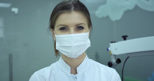 Perfect smile dentist on the dental office. Portrait. Red Epic - Footage, Video