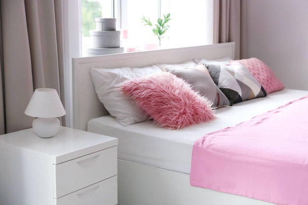 Beautiful modern bedroom interior - Φωτογραφία, εικόνα