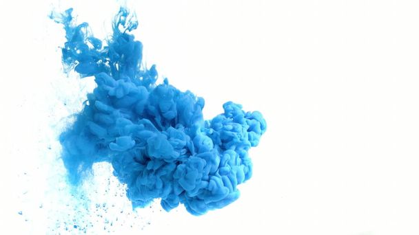 Tinta azul en el agua - Foto, imagen