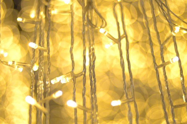 luz en el árbol de Navidad con bokeh para Navidad y año nuevo da
 - Foto, Imagen