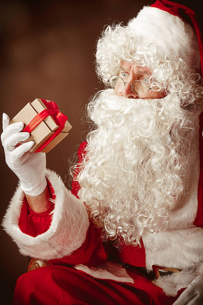 Portrait of Man in Santa Claus Costume - Foto, Imagen