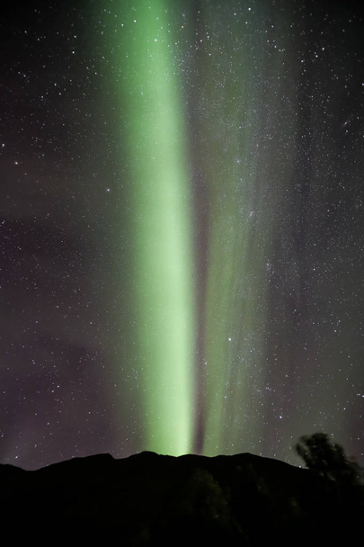 Światła północne nad Islandią - Zdjęcie, obraz