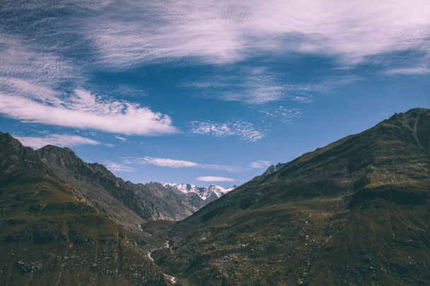 beautiful scenic mountain landscape in Indian Himalayas, Rohtang Pass   - Фото, зображення