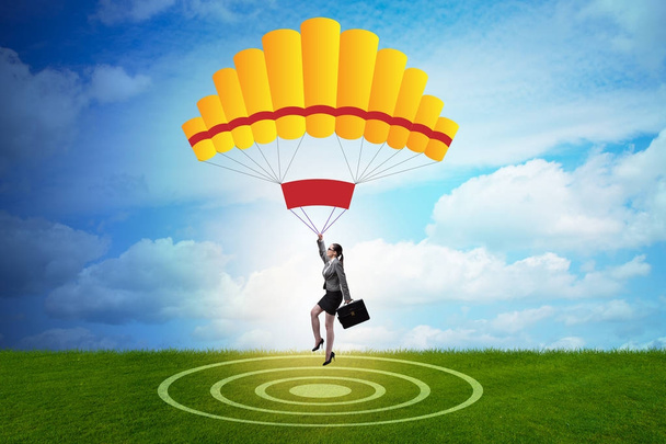 Empresária voando em paraquedas no conceito de negócio - Foto, Imagem