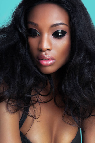 African Woman With Beautiful Hair - Foto, Bild