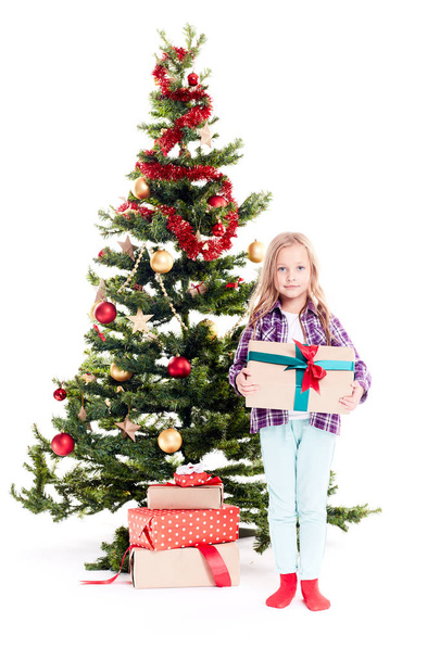 Girl near Christmas tree - Foto, Bild