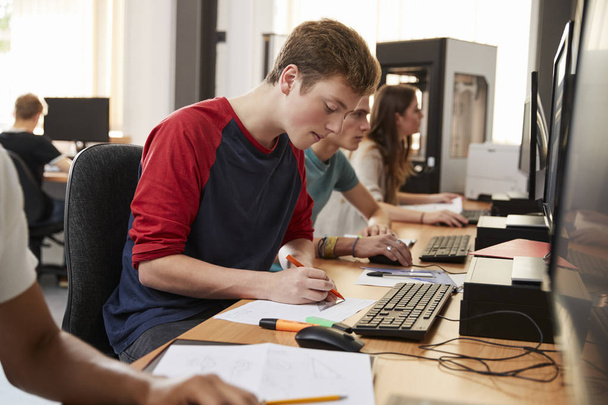 Design Students Working On Computers  - Foto, afbeelding