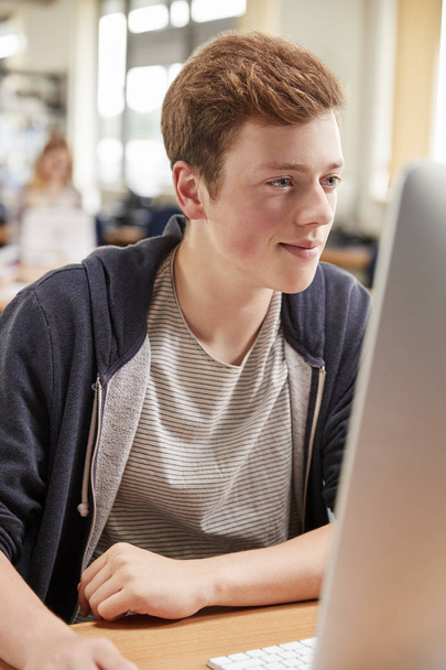 Male Student Working On Computer - Zdjęcie, obraz