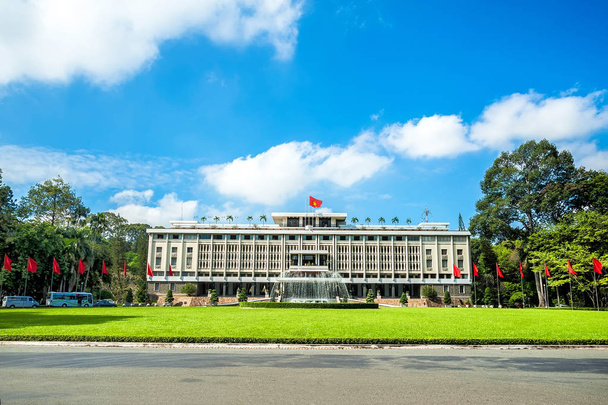 Palacio Indepedence, punto de referencia en la ciudad de Ho Chi Minh, Vietnam. Ahora llamado Palacio de la Reunificación, es un hito en la ciudad de Ho Chi Minh, y fue el hogar y el lugar de trabajo del presidente de Vietnam del Sur
. - Foto, imagen