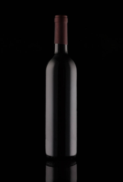 Bottle of red wine - Fotografie, Obrázek