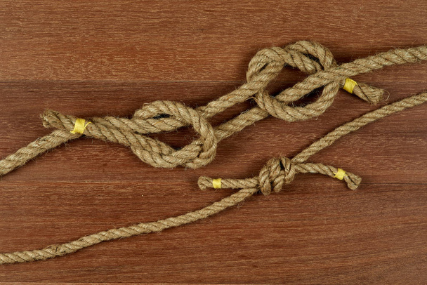 Egy útmutató, hogy a halászati knot kötés. - Fotó, kép