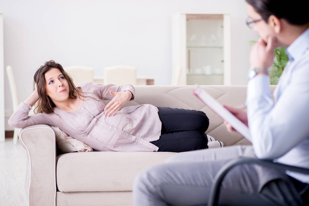 Pregnant woman visiting psychologist doctor - Photo, Image