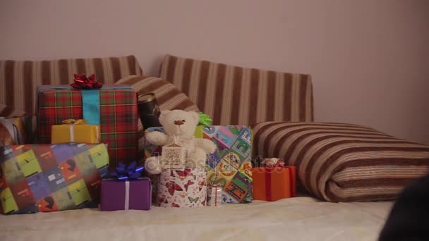 Panorama from gifts to woman using smartphone to shopping online with credit card. - Záběry, video