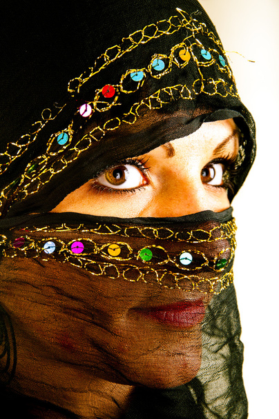 muslimská dívka ve studiu - Fotografie, Obrázek