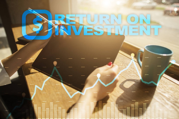 ROI, Return on investment business and technology concept. Виртуальный фон экрана
. - Фото, изображение