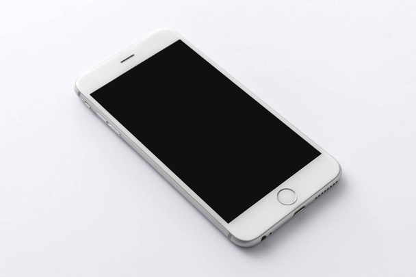 smart-phone sobre fondo blanco
. - Foto, imagen