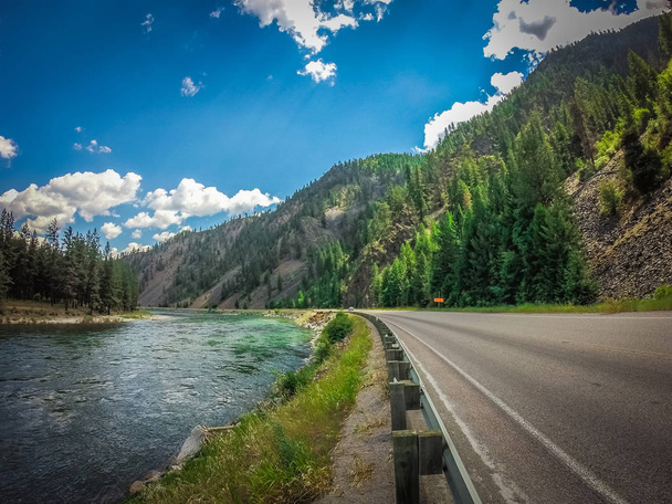 paysages de réservation flathead dans le Montana
 - Photo, image