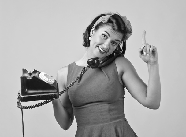 szép nő, vintage telefon. - Fotó, kép