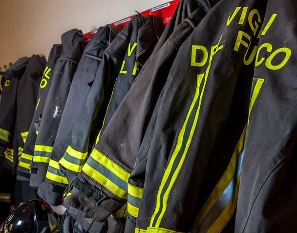 Куртка пожарного
 - Фото, изображение