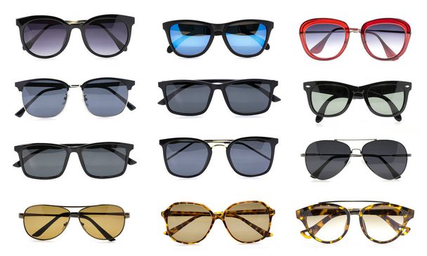 Gruppo di bellissimi occhiali da sole isolati su sfondo bianco. Costo
 - Foto, immagini