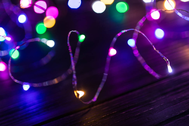 Φώτα των Χριστουγέννων με θολή φόντο. Δέντρο φως θαμπάδα - Φωτογραφία, εικόνα