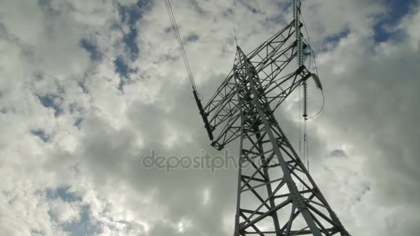 Yüksek Gerilim Güç kabloları elektrik desteği. Enerji endüstrisi. - Video, Çekim