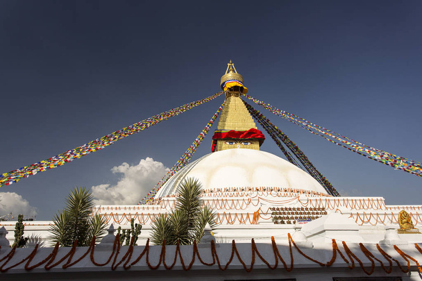 Stupa Boudhanath à Katmandou, Népal. Le stupa bouddhiste de Boud
 - Photo, image