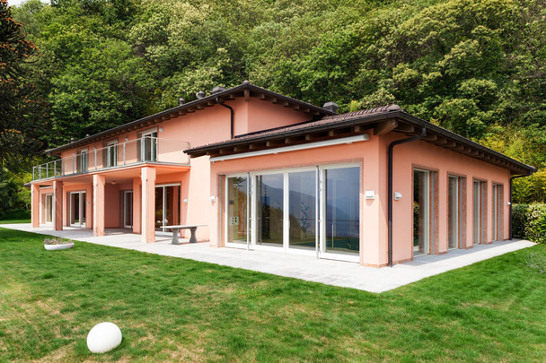 Güzel villa, açık havada - Fotoğraf, Görsel