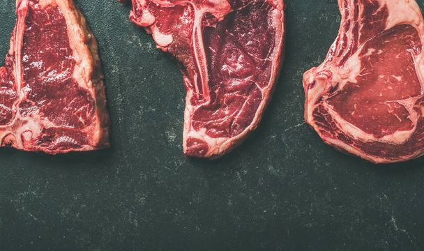 fresh raw beef meat - Foto, afbeelding