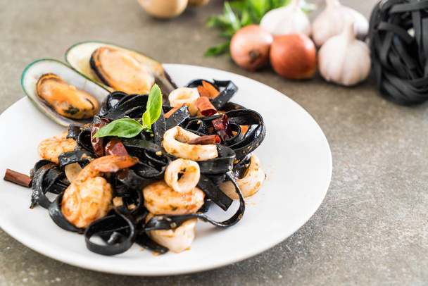 black spaghetti or pasta with seafood - Fotografie, Obrázek