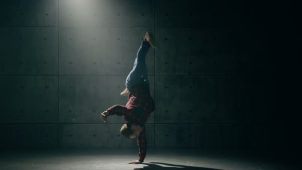 B-boy tanec breakdance - Záběry, video