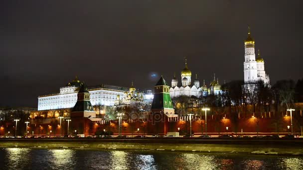 θέα του Κρεμλίνου της Μόσχας στην χειμωνιάτικη νύχτα. Ρωσία - Πλάνα, βίντεο