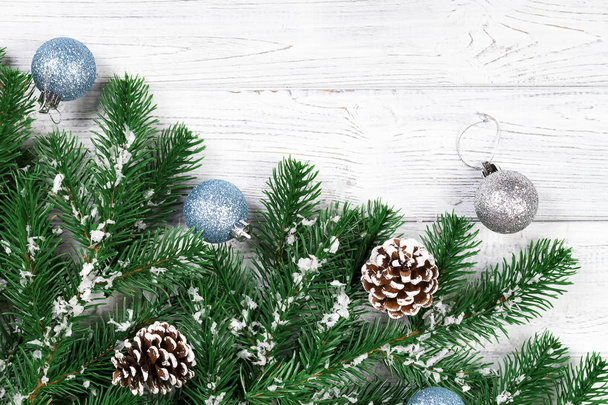 Noel ağacı dalları ile Kış Noel arka plan - Fotoğraf, Görsel
