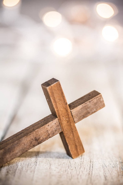 Vintage Holz christliches Kreuz Kruzifix Hintergrund - Foto, Bild