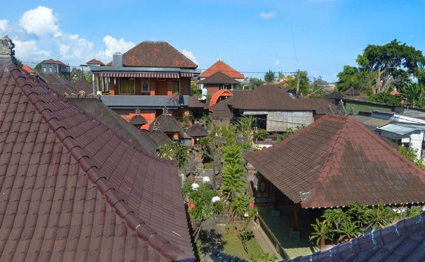 Blick vom Dach auf das Ubud-Gebiet - Foto, Bild