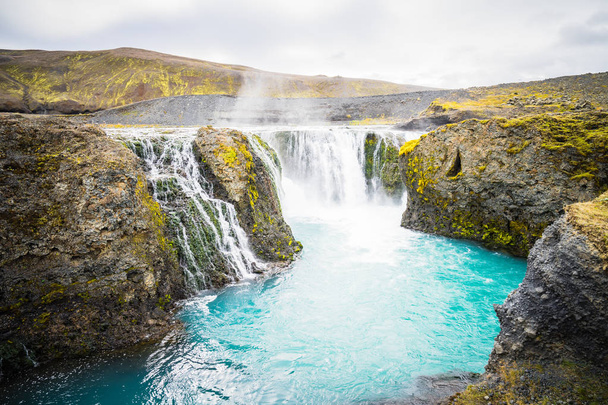 Sigoldufoss водоспад, у Landmannalaugar - півдні Ісландії - Фото, зображення