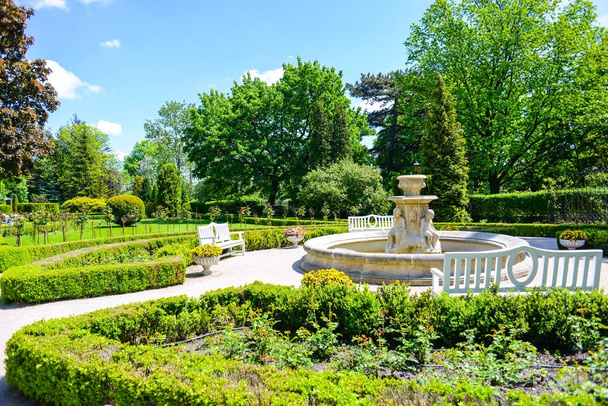 Гербста палац сад у м. Лодзь, Польща - Фото, зображення