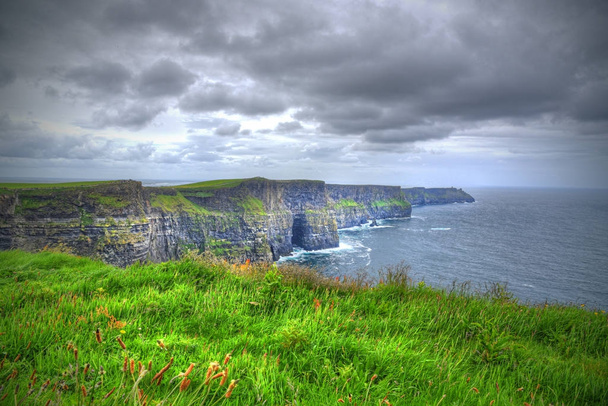 Irlands Klippen von Moher - Foto, Bild