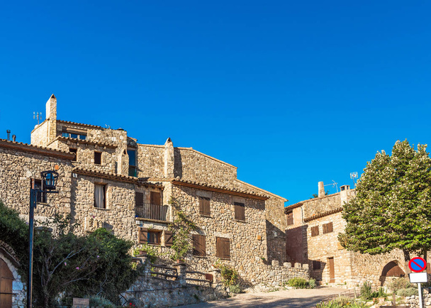 View of the buildings in the village Siurana, Tarragona, Spain. Copy space for text. - Photo, Image