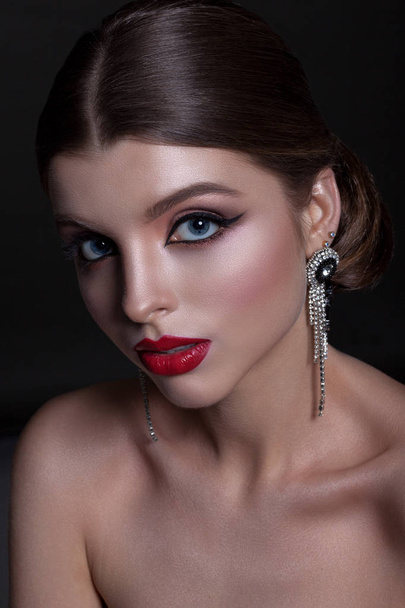 beautiful girl with beautiful make-up and hairstyle - 写真・画像