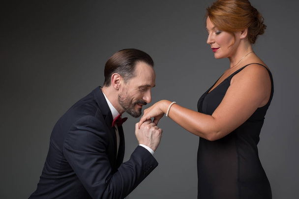 Male doing proposal to female - Фото, изображение