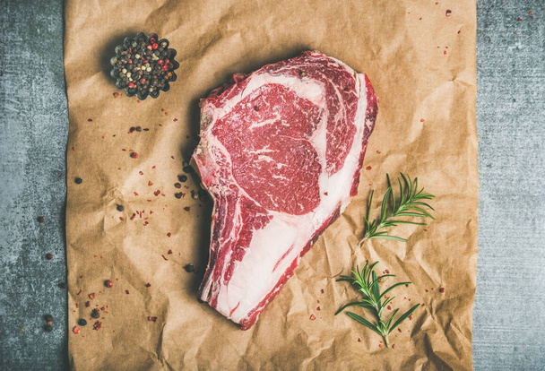 Raw beef steak rib-eye - Фото, изображение