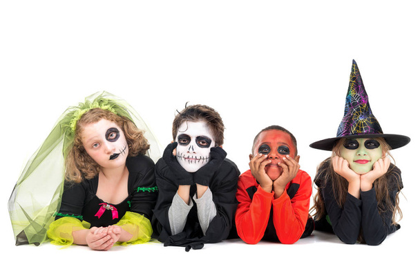 Dzieci w kostiumach na Halloween - Zdjęcie, obraz