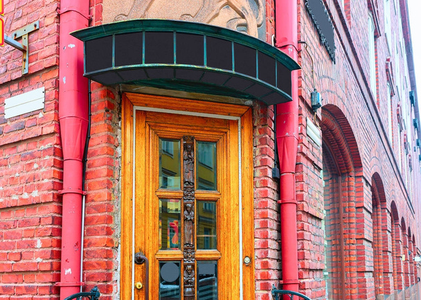 Entracne door of old building in Helsinki - Photo, Image