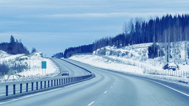 Silnice v zimě Rovaniemi - Fotografie, Obrázek