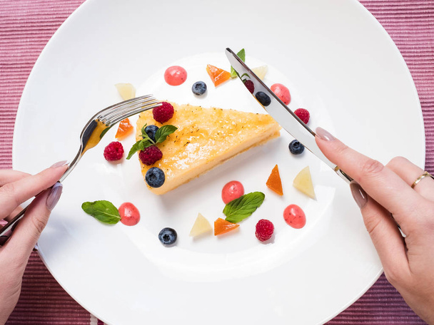 tasting cheesecake dessert background - Foto, imagen