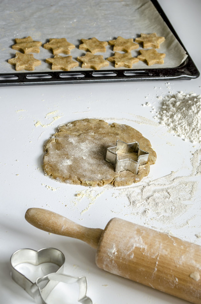 κάνοντας τα cookies - Φωτογραφία, εικόνα