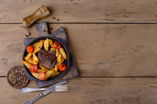 Grillezett marhahús zöldségekkel - Fotó, kép
