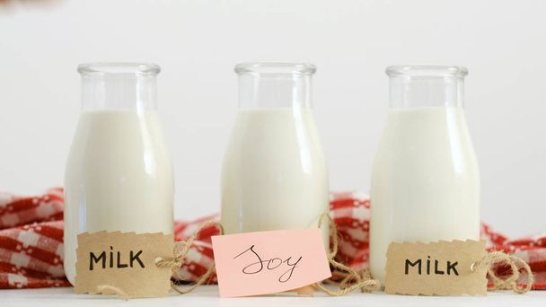 soy milk cow natural healthy substitute vegetarian - Foto, imagen